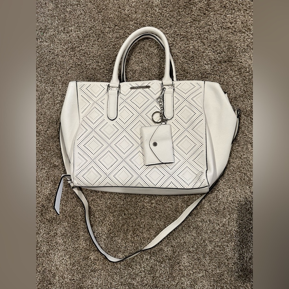 Steve Madden bag, never used, comes with cross body strap and small wallet